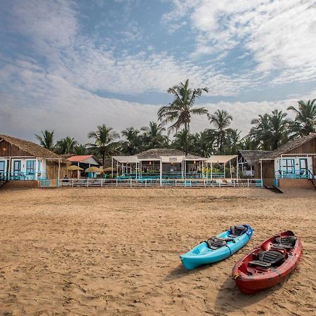 Agonda Shell Beach Resort คานาโคนา ภายนอก รูปภาพ