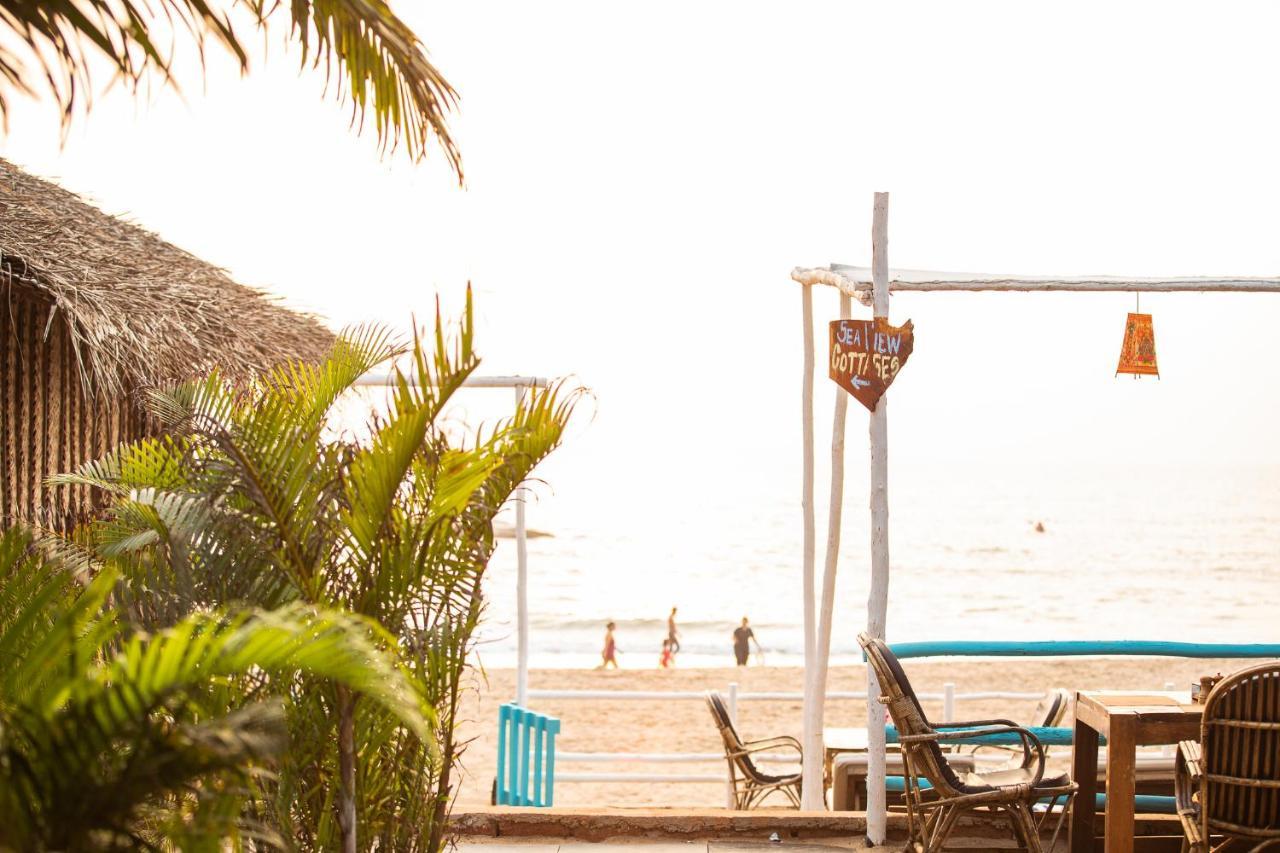 Agonda Shell Beach Resort คานาโคนา ภายนอก รูปภาพ