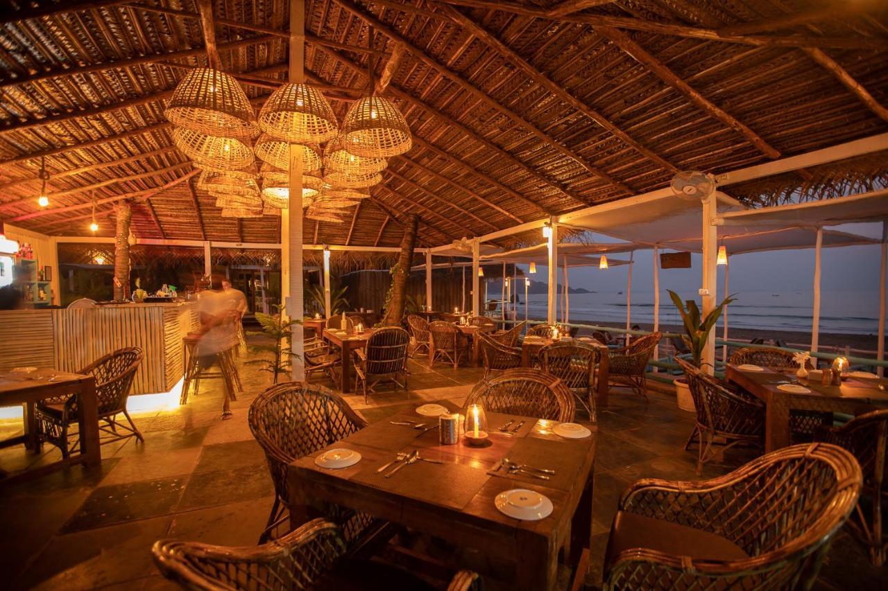 Agonda Shell Beach Resort คานาโคนา ภายนอก รูปภาพ